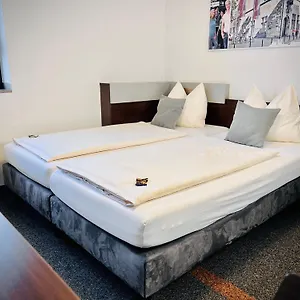 Hostal City-hostel Koeln-riehl